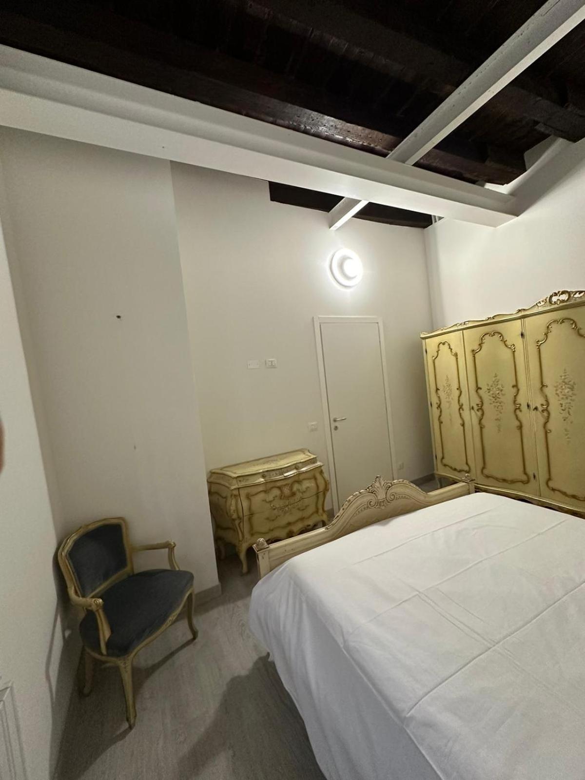 Al Campanile Apartment Verona Ngoại thất bức ảnh