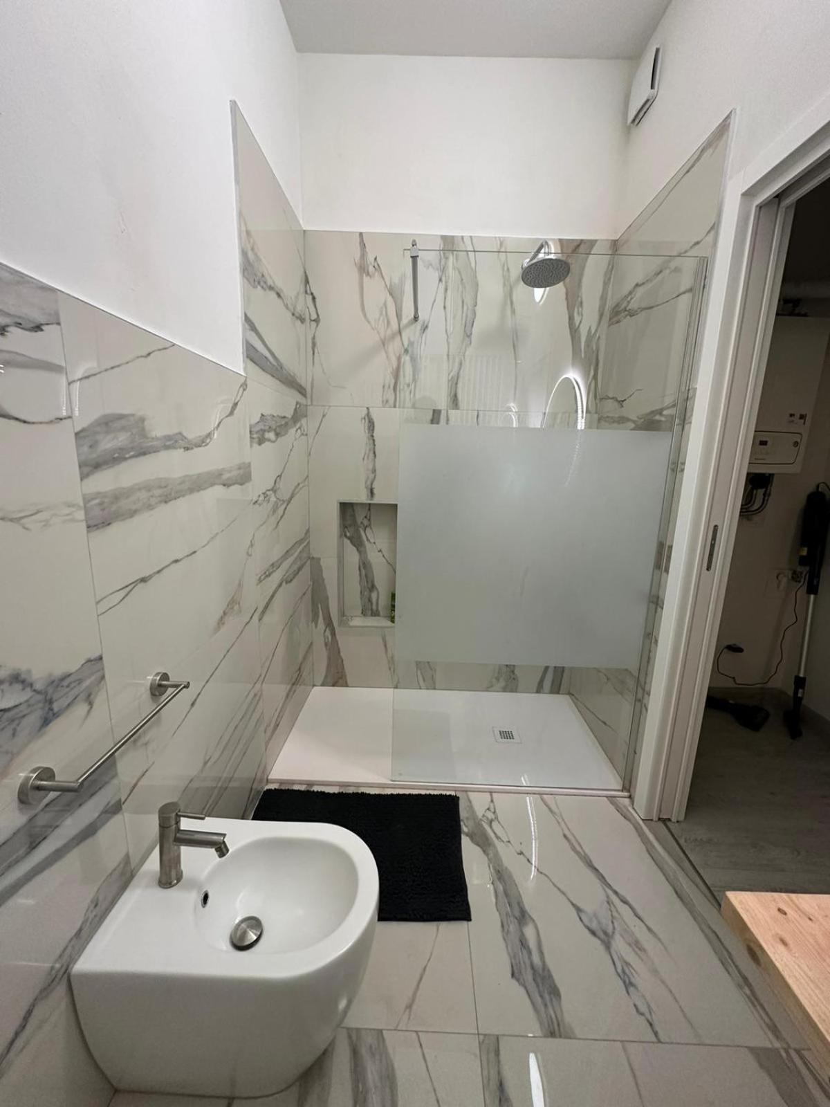 Al Campanile Apartment Verona Ngoại thất bức ảnh